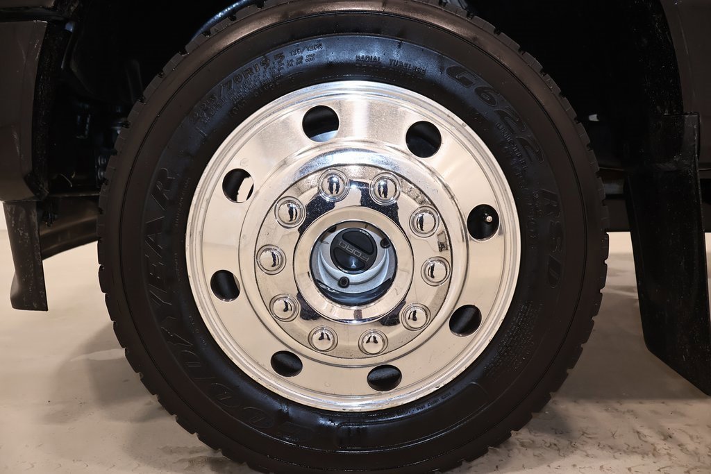 Certified 2023 Ford F450 King Ranch w/ Chrome Package image 47