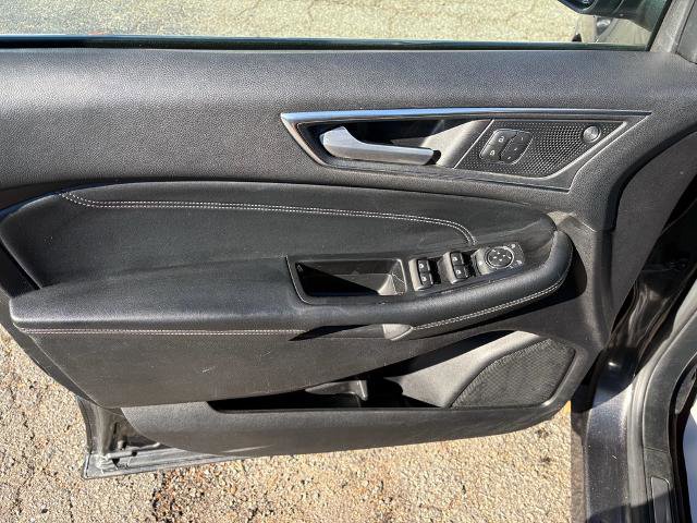 Certified 2020 Ford Edge Titanium image 10