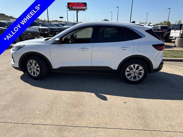 Certified 2024 Ford Escape Active FWD image 3