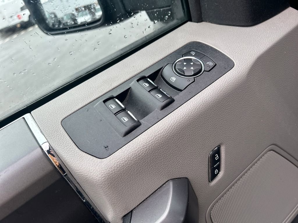 Certified 2019 Ford F150 XLT w/ Equipment Group 302A Luxury image 20