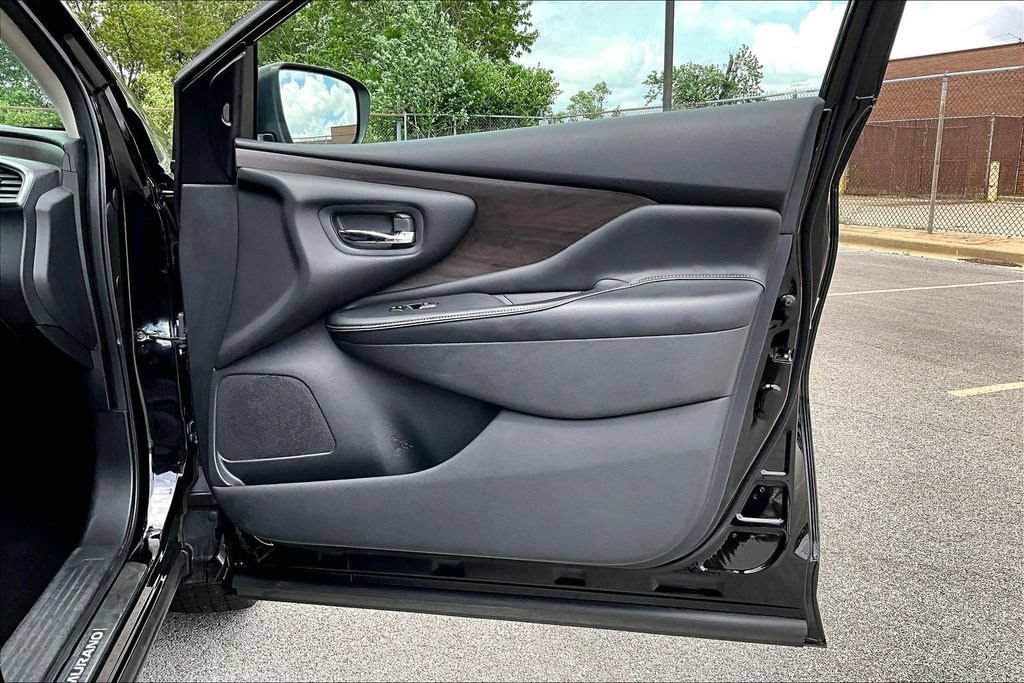 Used 2020 Nissan Murano Platinum AWD/4WD image 23