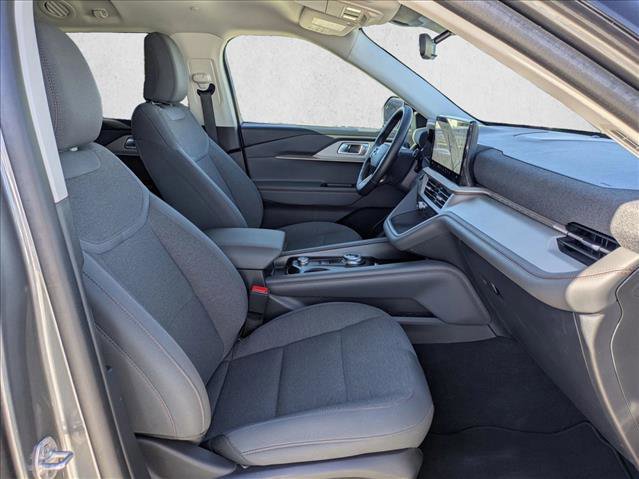 Certified 2025 Ford Explorer Active image 21