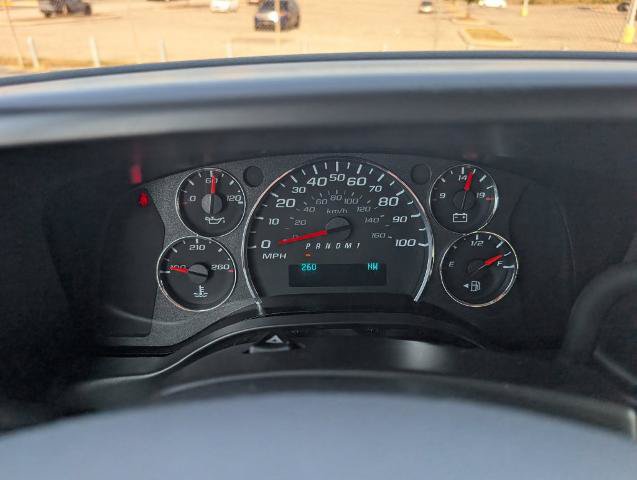 Used 2025 Chevrolet Express 3500 LT w/ LT Preferred Equipment Group RWD image 17