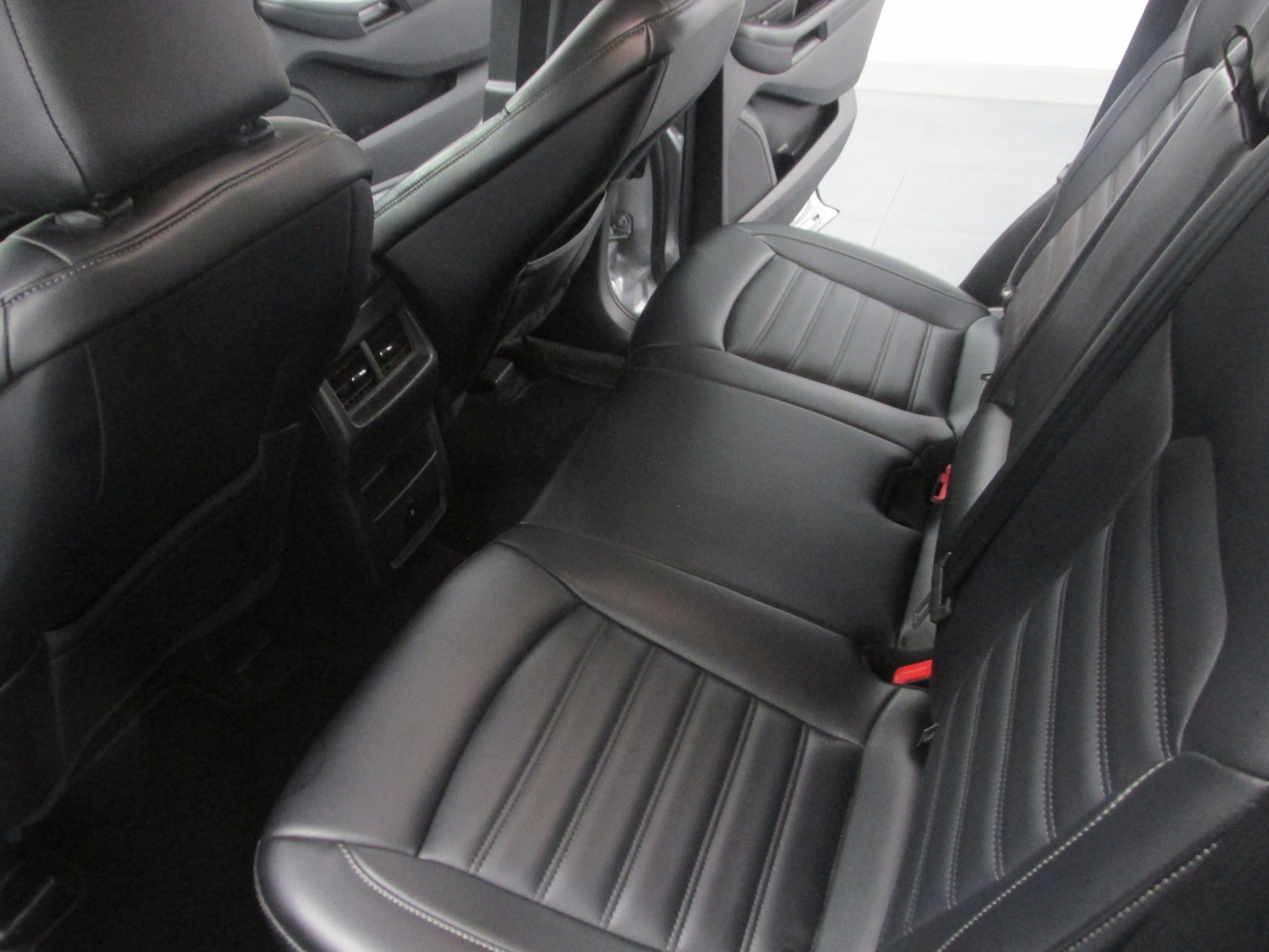 Certified 2024 Ford Edge SEL AWD/4WD image 24