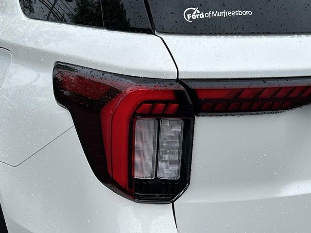 Certified 2025 Ford Explorer ST-Line AWD/4WD image 12