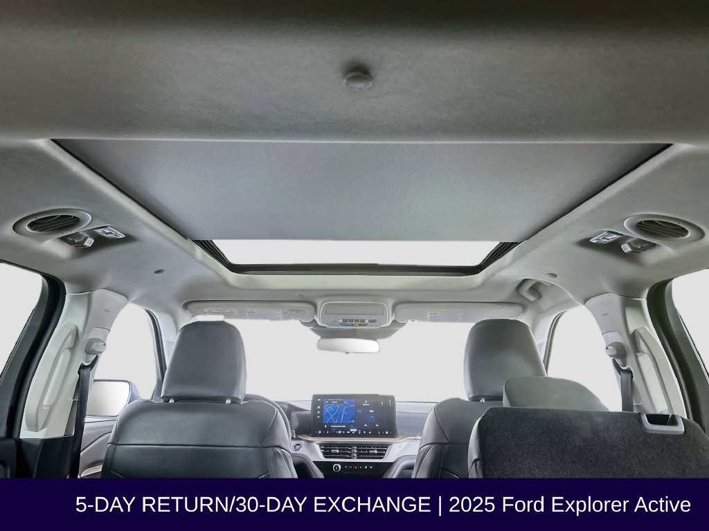 Certified 2025 Ford Explorer Active w/ Active Comfort Package AWD/4WD image 46