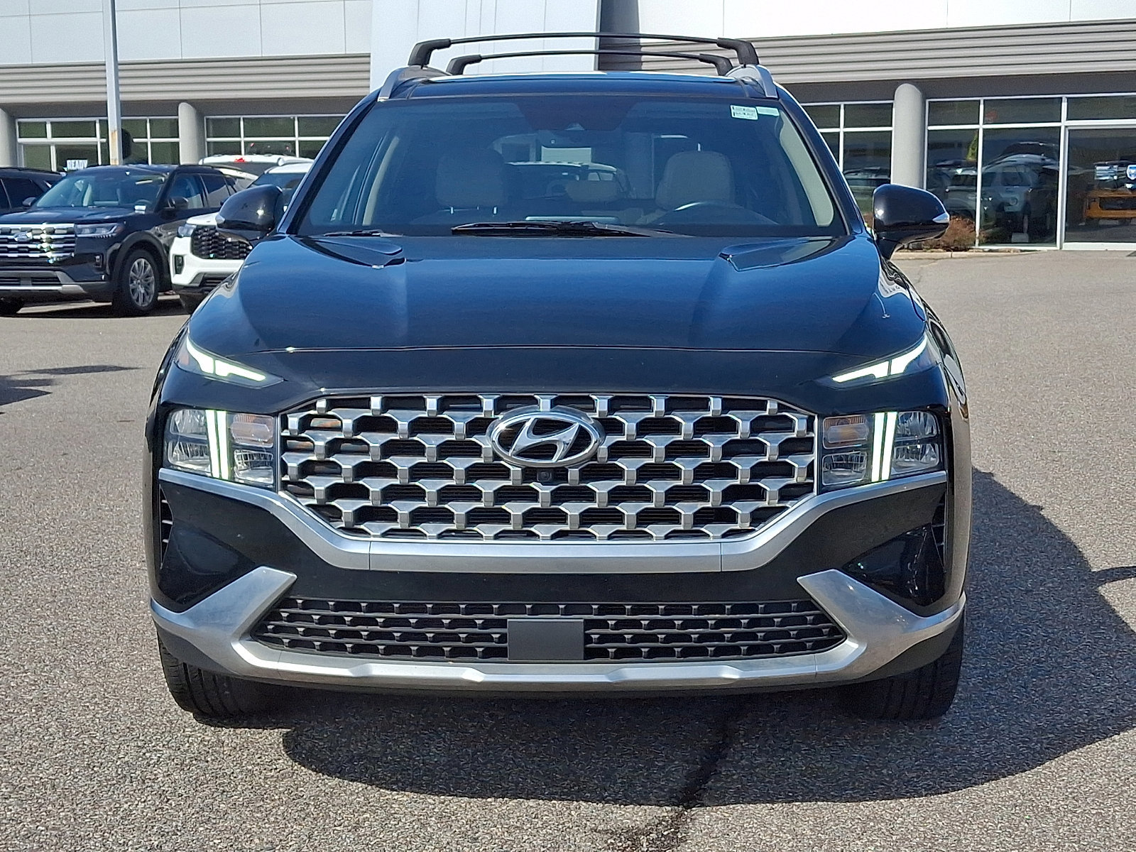 Used 2023 Hyundai Santa Fe SEL w/ Premium Package image 12