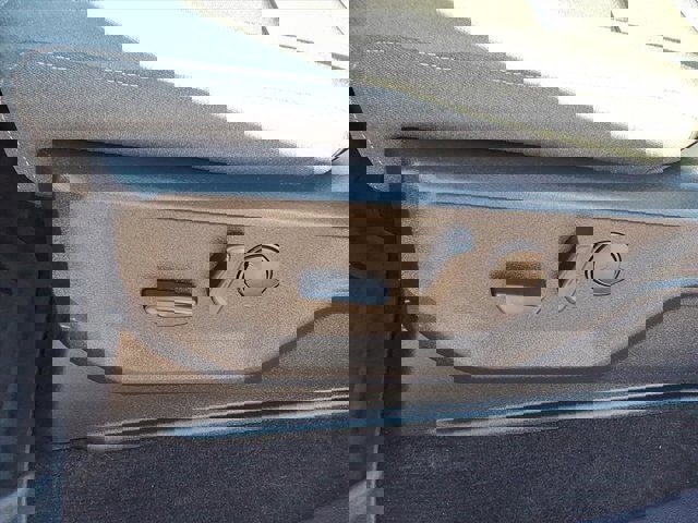 Certified 2022 Ford F150 XLT w/ Equipment Group 302A High image 27