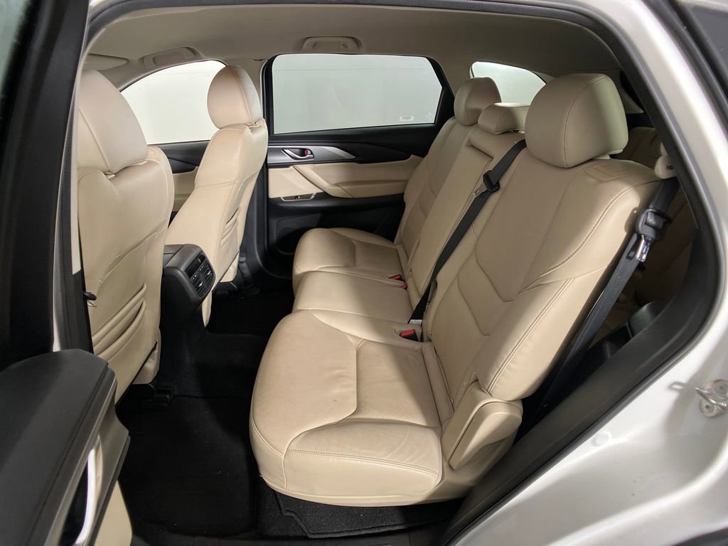 Used 2019 MAZDA CX-9 Touring image 30