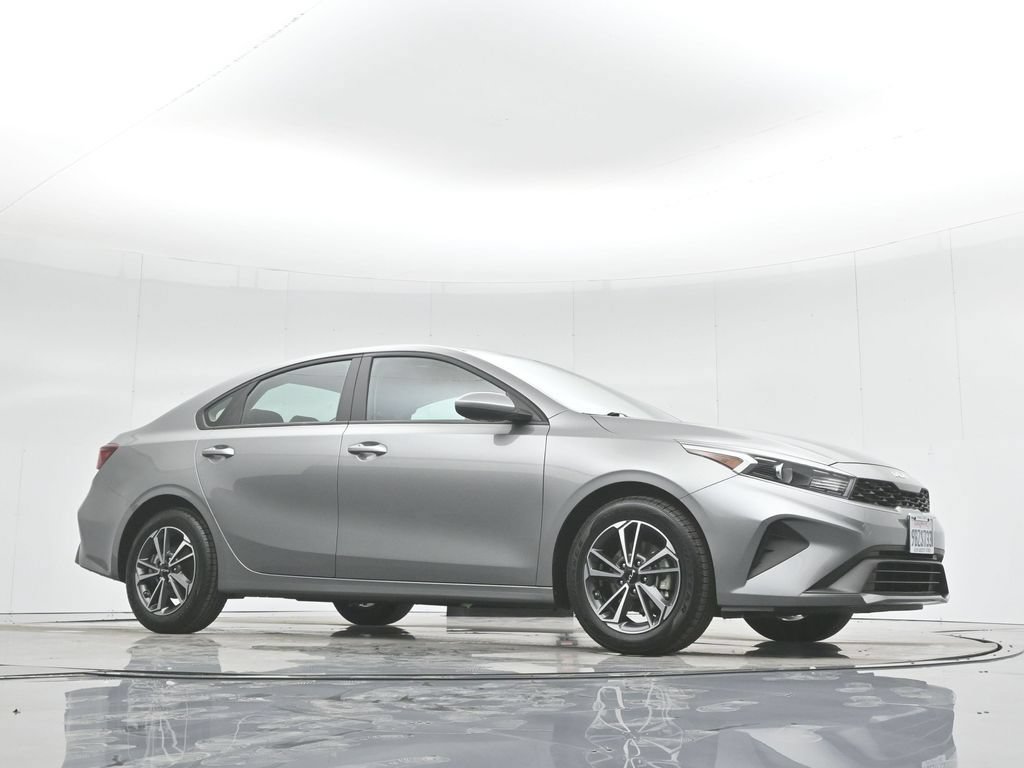 Used 2022 Kia Forte LXS FWD image 49