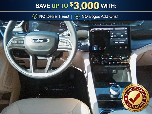 Used 2023 Jeep Grand Cherokee Limited RWD image 17