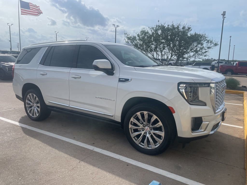 Used 2023 GMC Yukon Denali AWD/4WD image 1