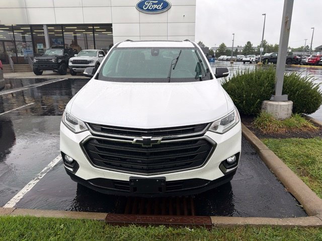 Used 2019 Chevrolet Traverse Premier w/ Redline Edition AWD/4WD image 2