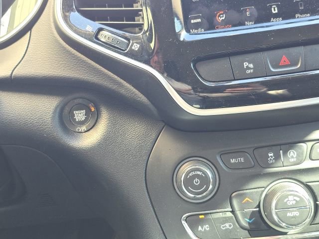 Used 2020 Jeep Cherokee Limited image 19