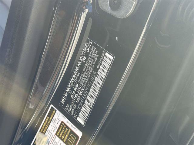 Used 2023 Mercedes-Benz GLC 300 4MATIC image 11