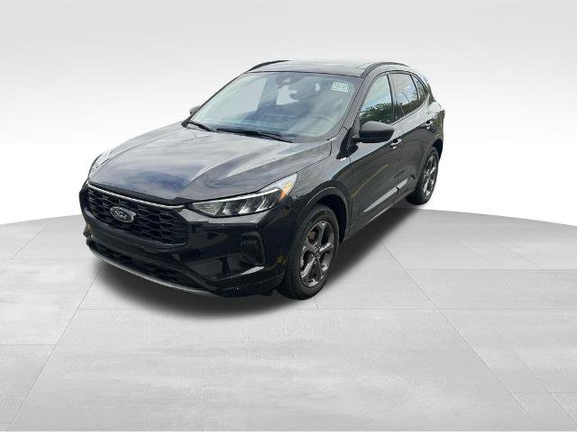 Certified 2024 Ford Escape ST-Line w/ Tech Pack #1 AWD/4WD image 4