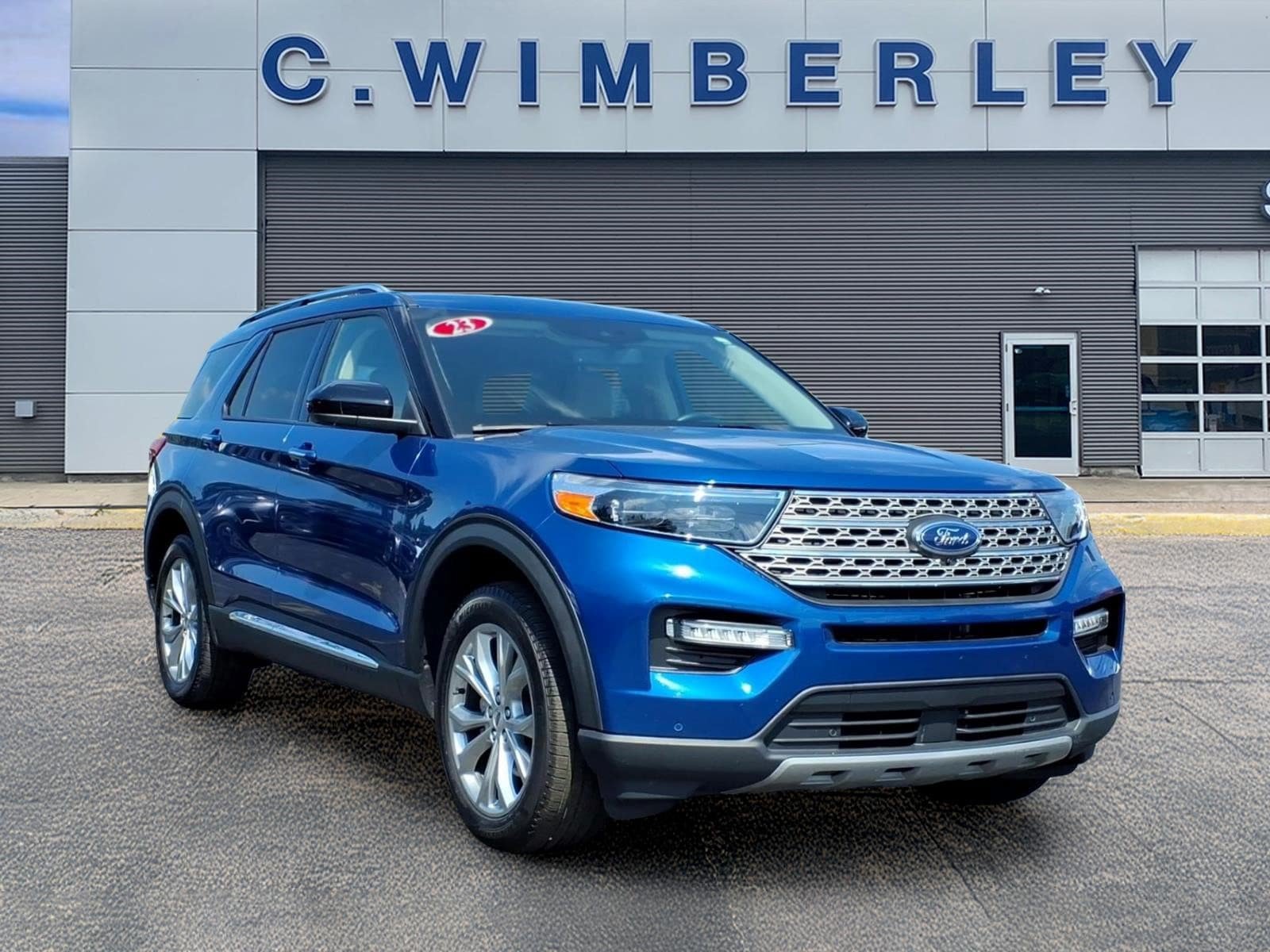Certified 2023 Ford Explorer Limited w/ Class IV Trailer Tow Package