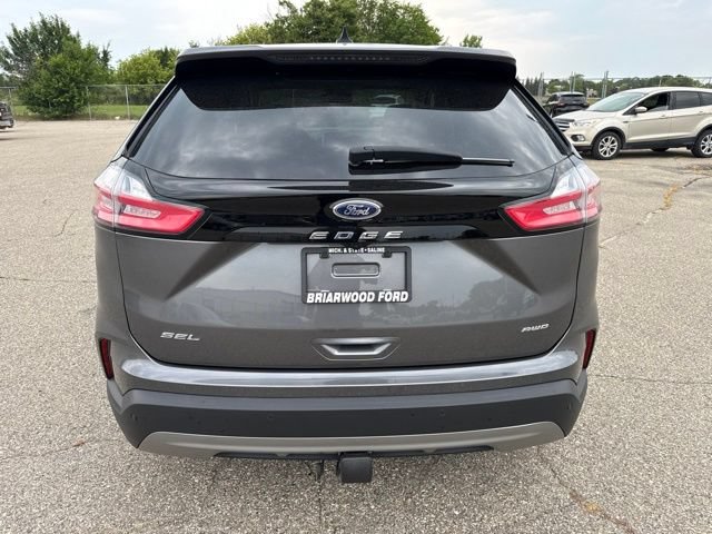 Certified 2023 Ford Edge SEL AWD/4WD image 6