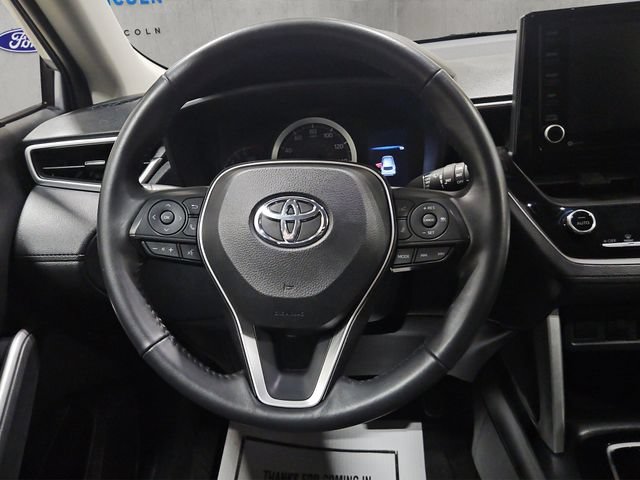 Used 2022 Toyota Corolla Cross LE AWD/4WD image 13