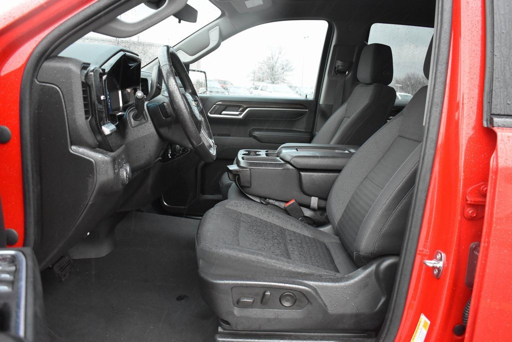 Used 2022 Chevrolet Silverado 1500 LT image 9