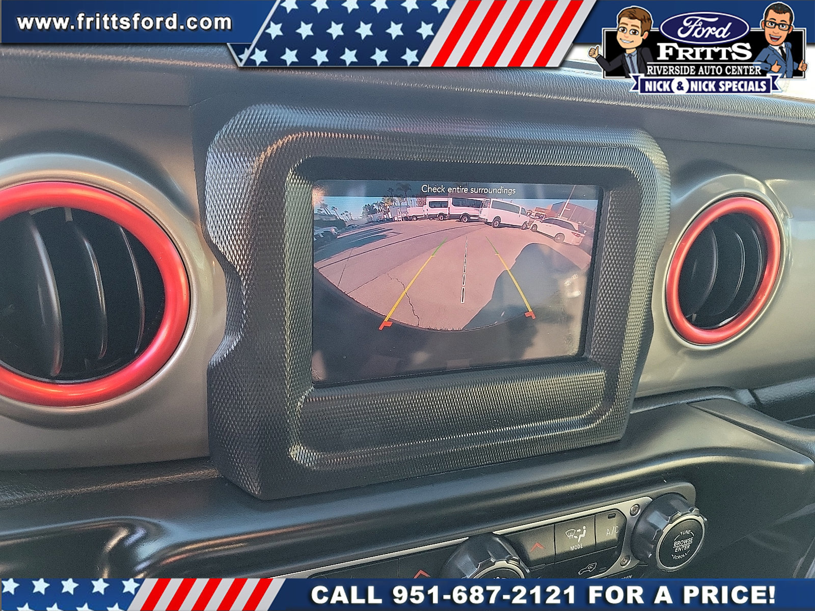 Used 2020 Jeep Wrangler Unlimited Sahara image 11