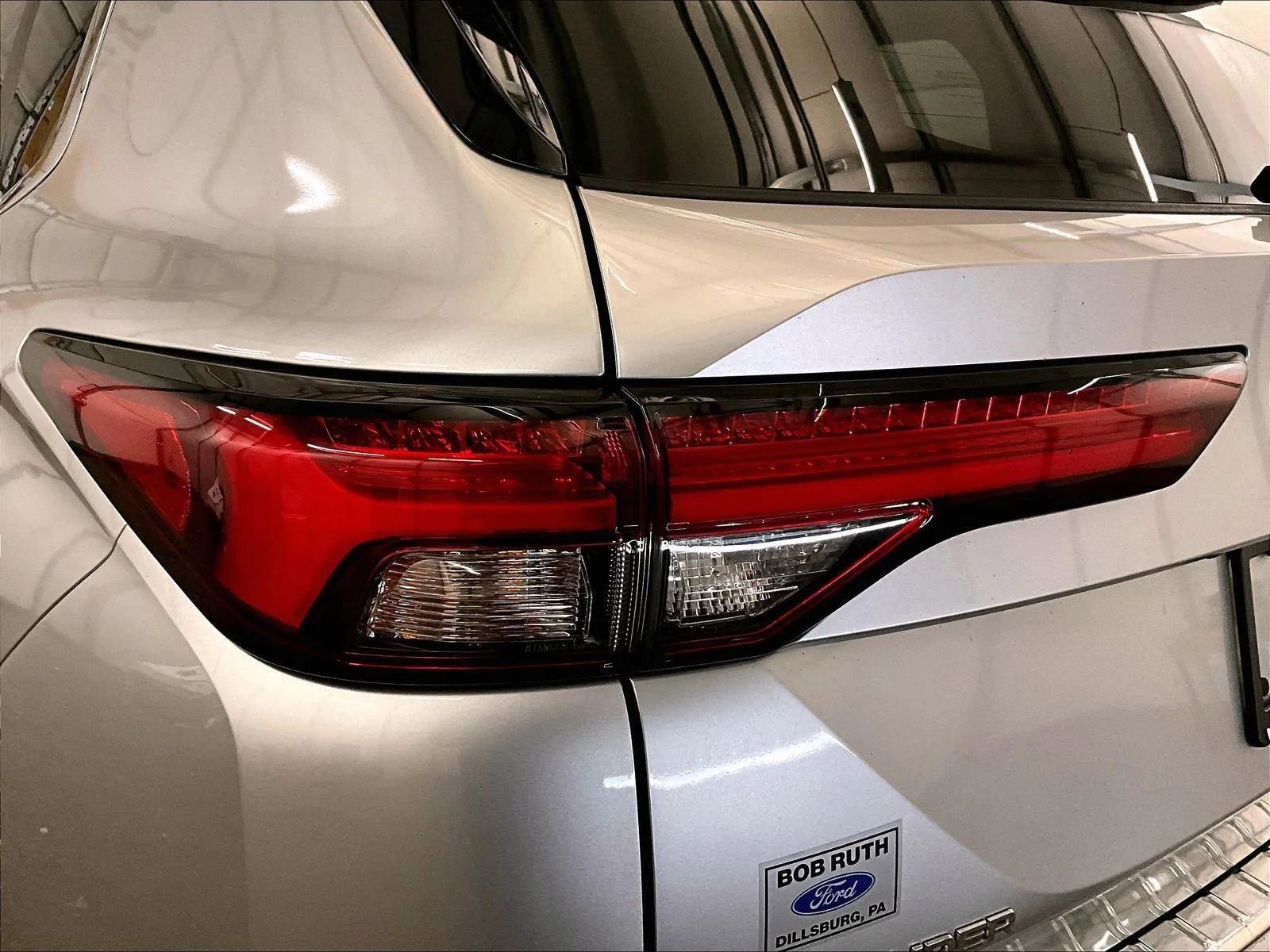 Used 2022 Mitsubishi Outlander SE AWD/4WD image 28