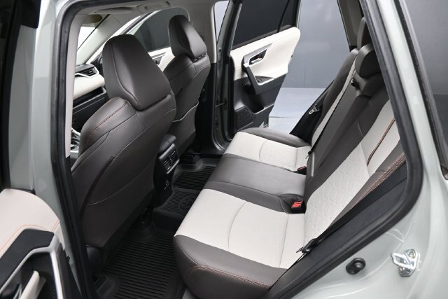 Used 2022 Toyota RAV4 Adventure w/ Convenience Package AWD/4WD image 20