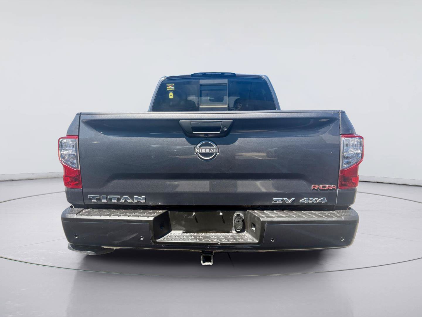 Used 2024 Nissan Titan SV w/ SV Convenience Package AWD/4WD image 4