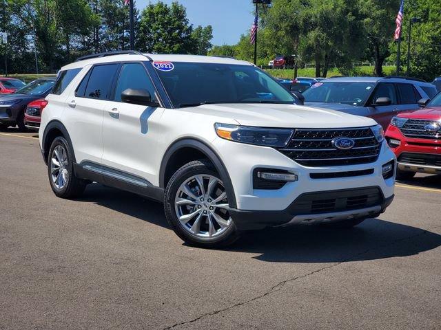 Certified 2023 Ford Explorer XLT w/ Equipment Group 202A