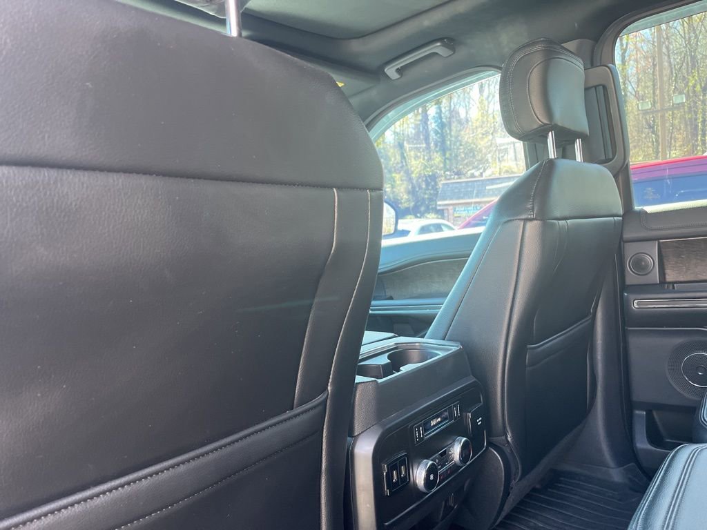 Certified 2018 Ford Expedition Limited image 19