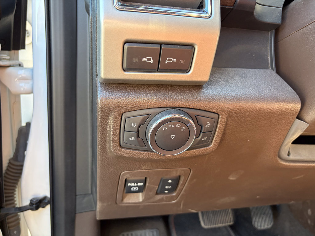 Certified 2019 Ford F150 King Ranch w/ Equipment Group 601A Luxury AWD/4WD image 12