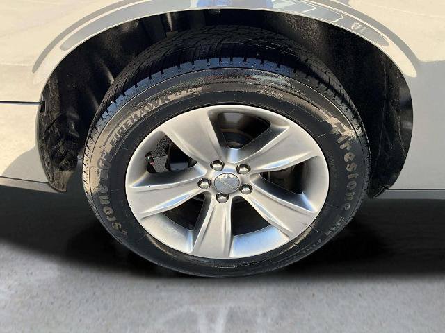 Used 2019 Dodge Challenger SXT RWD image 27