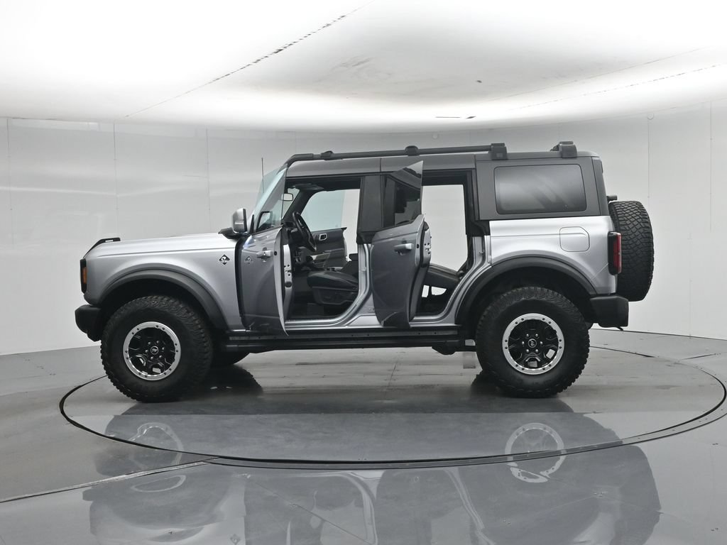 Certified 2023 Ford Bronco Outer Banks w/ Sasquatch Package AWD/4WD image 5