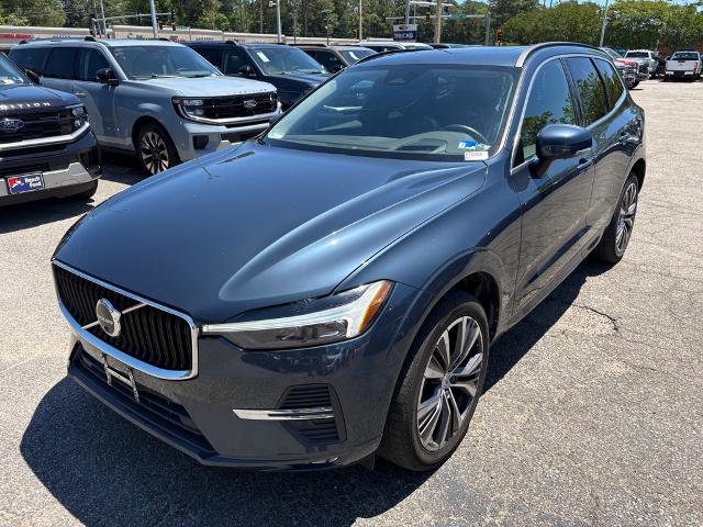 Used 2022 Volvo XC60 B5 Momentum w/ Advanced Package AWD/4WD image 1