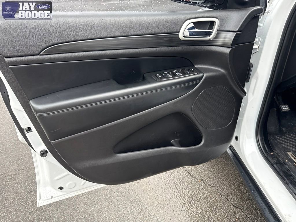 Used 2021 Jeep Grand Cherokee Laredo w/ Security & Convenience Group image 11