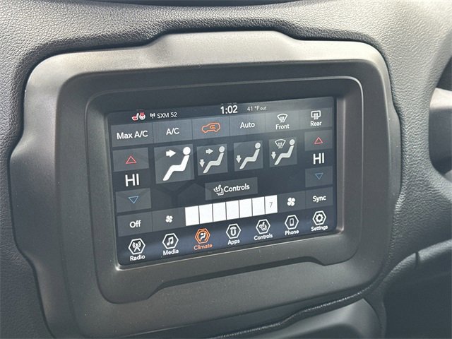 Used 2020 Jeep Renegade Latitude image 22