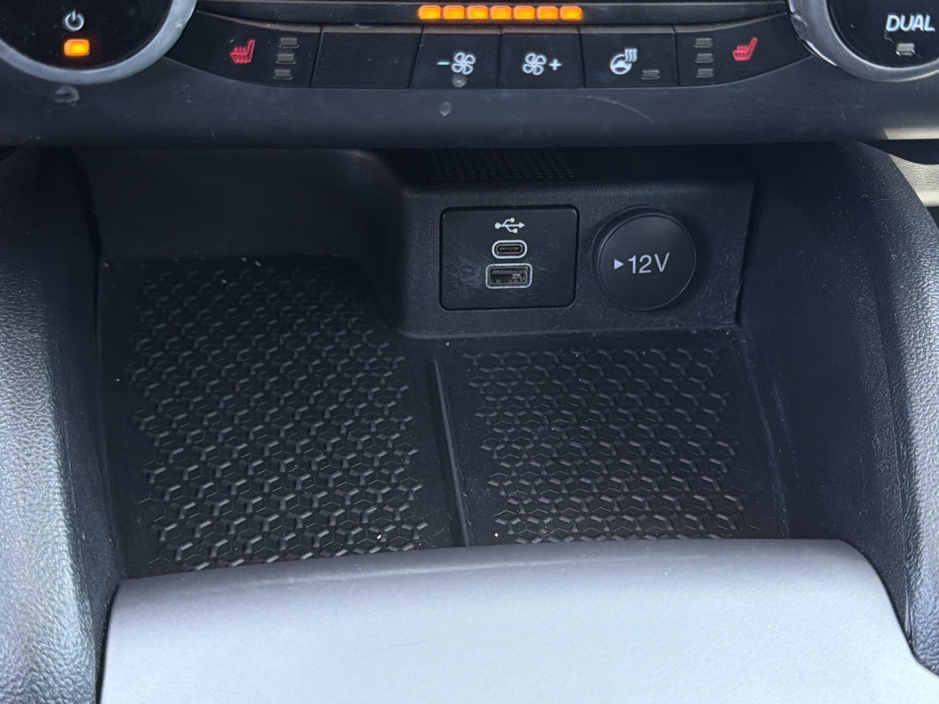 Certified 2024 Ford Bronco Sport Outer Banks AWD/4WD image 10
