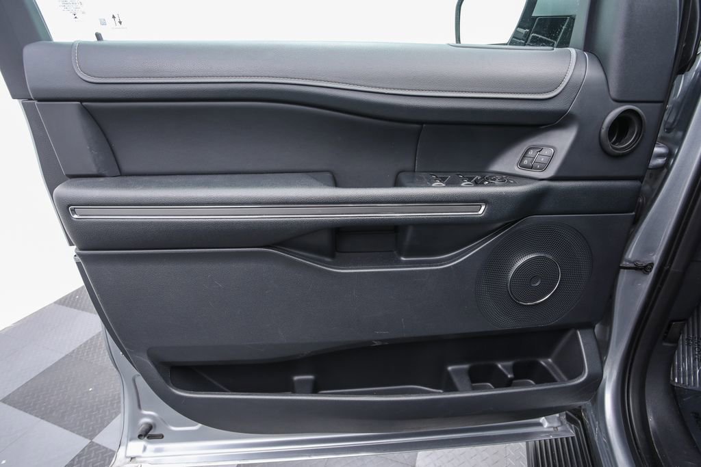 Certified 2024 Ford Expedition Max XLT image 15