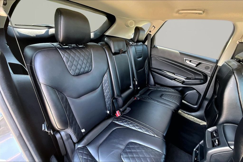 Certified 2024 Ford Edge Titanium AWD/4WD image 27