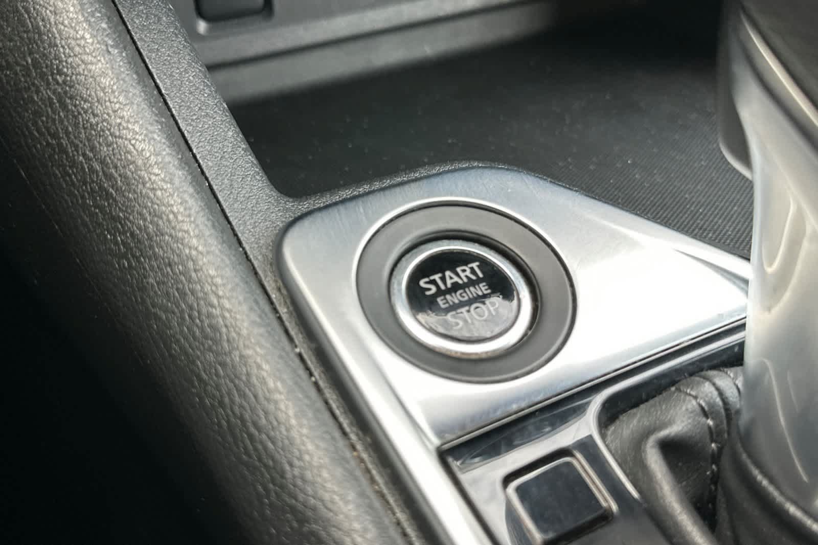 Used 2024 Nissan Sentra SV FWD image 22