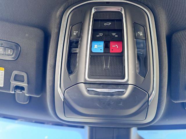 Used 2023 Jeep Grand Cherokee Limited image 22