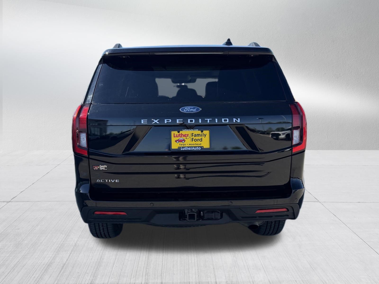 Certified 2025 Ford Expedition Active AWD/4WD image 6