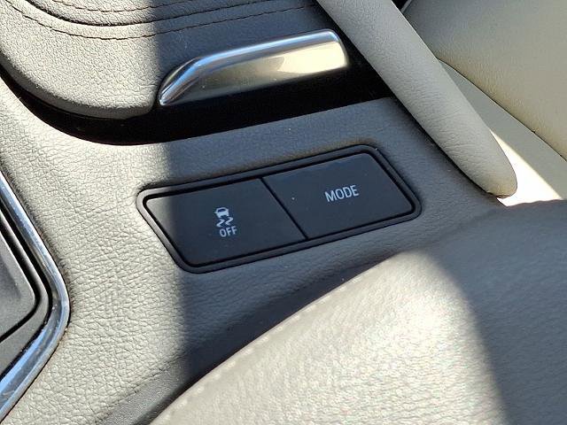 Used 2021 Cadillac XT5 Premium Luxury image 27