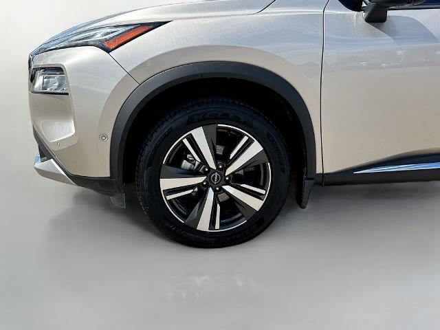 Used 2023 Nissan Rogue Platinum w/ Platinum Premium Package AWD/4WD image 24