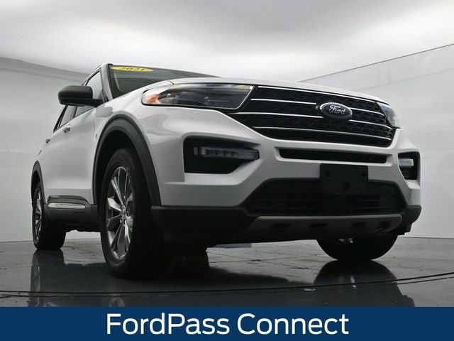 Certified 2021 Ford Explorer XLT w/ Equipment Group 202A AWD/4WD image 27
