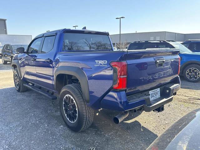 Used 2025 Toyota Tacoma TRD Off-Road image 5