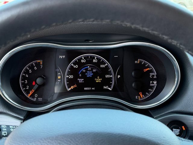 Used 2019 Jeep Grand Cherokee Laredo AWD/4WD image 6