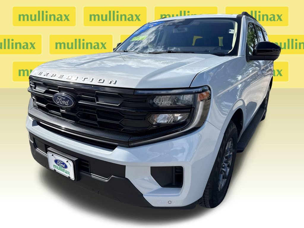 Certified 2025 Ford Expedition Active image 10