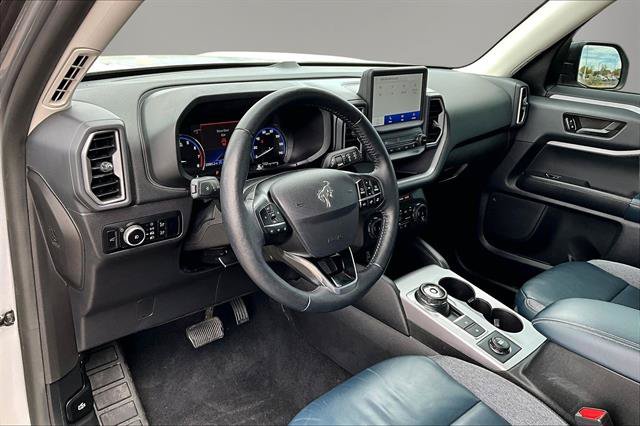 Certified 2023 Ford Bronco Sport Outer Banks AWD/4WD image 17