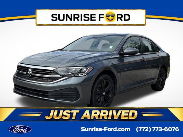 Used 2024 Volkswagen Jetta SE